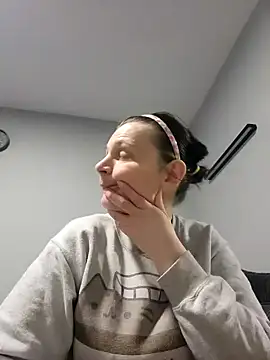 roksa2026 online show from February 25, 2026, 6:19 pm