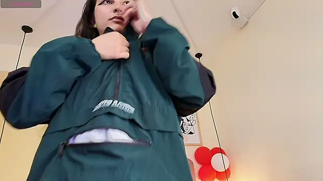 Hanabie  online show from February 24, 2026, 3:18 am