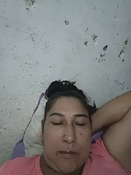 PatriciaGrajales online show from June 3, 2026, 8:24 pm