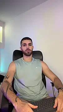 Snapshot of Apolo_lux1 chatting on February 23, 2026, 7:47 pm Apolo lux1 online show from February 23, 2026, 7:47 pm