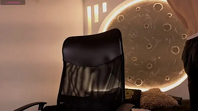 Snapshot of Apolo_lux1 chatting on May 26, 2026, 7:34 pm Apolo lux1 online show from May 26, 2026, 7:34 pm