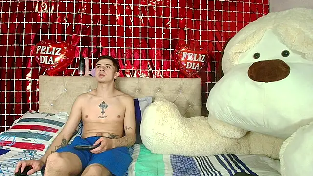 Snapshot of paullette_jakke chatting on February 15, 2026, 2:34 am paullette jakke online show from February 15, 2026, 2:34 am