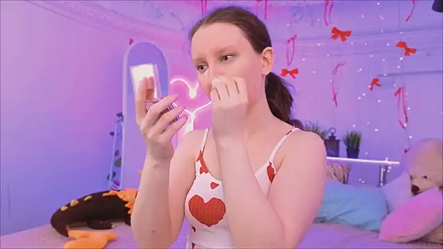 Snapshot of SunshineBlaze chatting on February 26, 2026, 1:22 pm SunshineBlaze online show from February 26, 2026, 1:22 pm