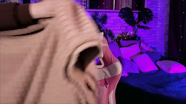 SunshineBlaze online show from March 24, 2026, 1:22 pm