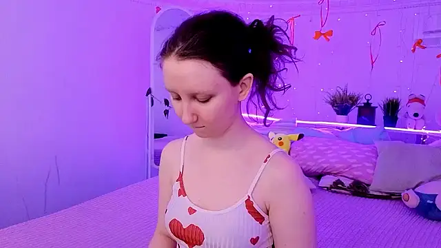 Snapshot of SunshineBlaze chatting on February 3, 2026, 1:27 pm SunshineBlaze online show from February 3, 2026, 1:27 pm