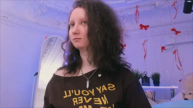 Snapshot of SunshineBlaze chatting on March 3, 2026, 1:18 pm SunshineBlaze online show from March 3, 2026, 1:18 pm