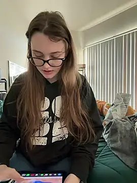 julia4thewin online show from February 23, 2026, 9:37 pm