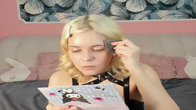 Snapshot of ALZA_AZURE chatting on January 13, 2026, 11:14 am ALZA AZURE online show from January 13, 2026, 11:14 am