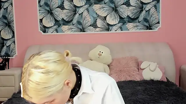 Snapshot of ALZA_AZURE chatting on January 15, 2026, 11:02 am ALZA AZURE online show from January 15, 2026, 11:02 am