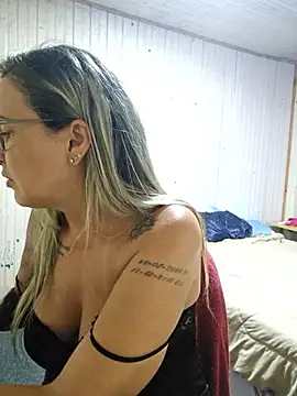 bellafortune69 online show from January 14, 2026, 2:48 am