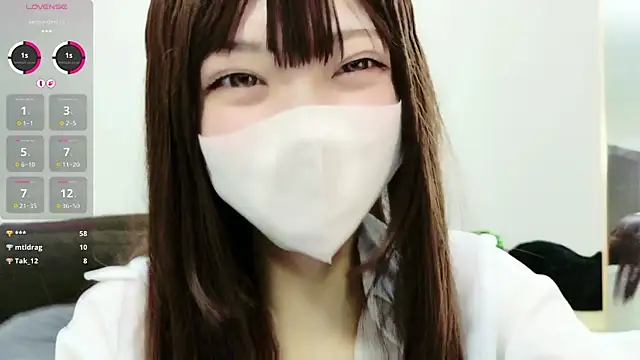 Snapshot of Nanamin- chatting on August 1, 2026, 12:03 pm Nanamin- online show from August 1, 2026, 12:03 pm