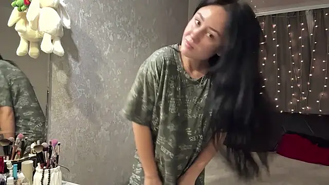 Marryrembi online show from January 13, 2026, 9:24 am