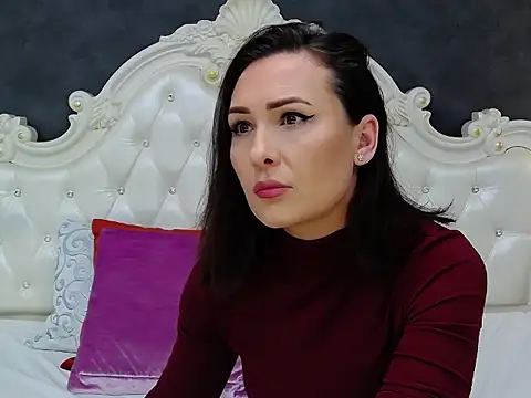 Snapshot of VeraNoir chatting on February 6, 2026, 12:23 pm VeraNoir online show from February 6, 2026, 12:23 pm