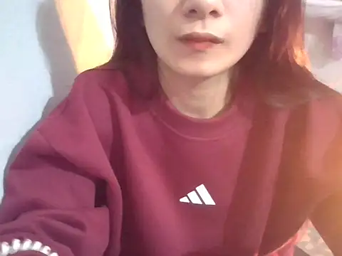 Snapshot of berry_alma06 chatting on February 8, 2026, 2:48 pm berry alma06 online show from February 8, 2026, 2:48 pm