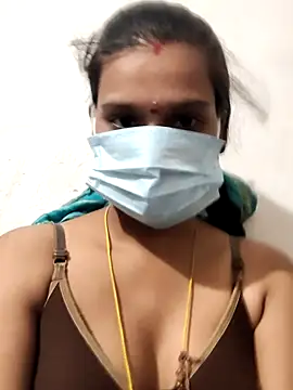 hotgirlriyaa online show from July 22, 2026, 7:21 am