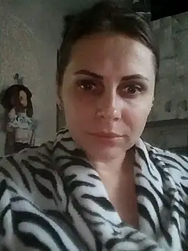 Kitty232425 online show from January 9, 2026, 1:18 pm