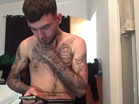 jacobsex221 online show from February 16, 2026, 11:09 am