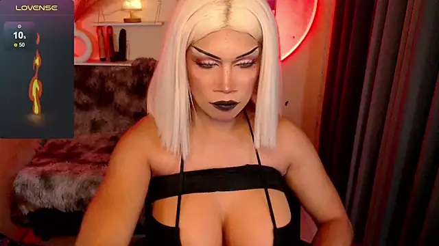 Snapshot of deliciousClaire chatting on April 16, 2026, 11:40 pm deliciousClaire online show from April 16, 2026, 11:40 pm