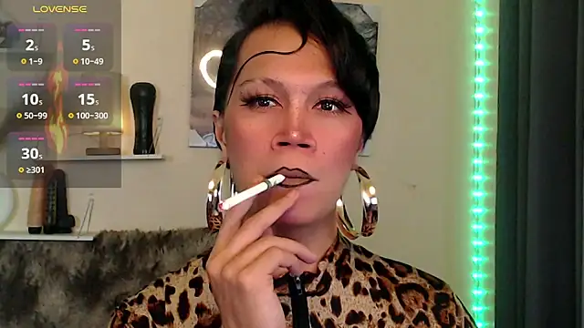 Snapshot of deliciousClaire chatting on April 7, 2026, 5:15 pm deliciousClaire online show from April 7, 2026, 5:15 pm