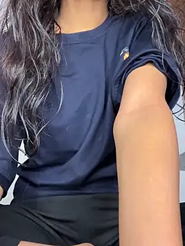 paribaby09 online show from January 12, 2026, 7:04 am