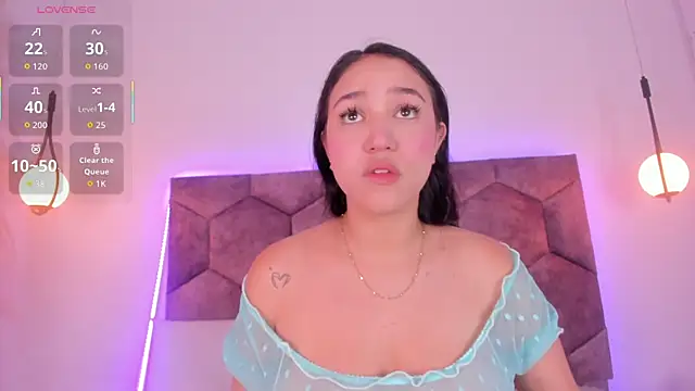 Snapshot of emily_nova_ chatting on July 13, 2026, 11:20 am emily nova online show from July 13, 2026, 11:20 am