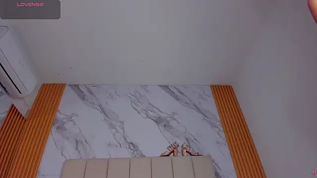 Snapshot of emily_nova_ chatting on March 1, 2026, 11:54 am emily nova online show from March 1, 2026, 11:54 am