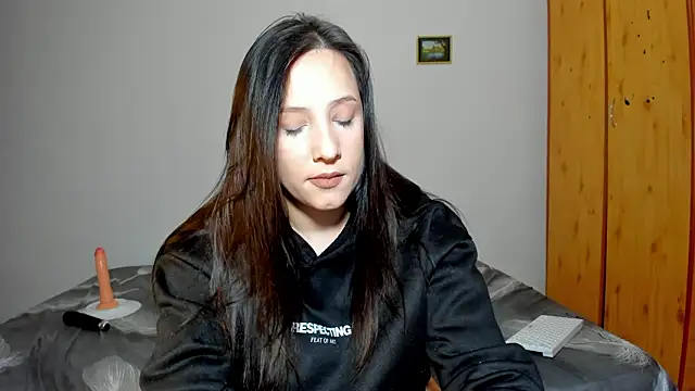 Angell-Sky online show from March 18, 2026, 8:32 pm