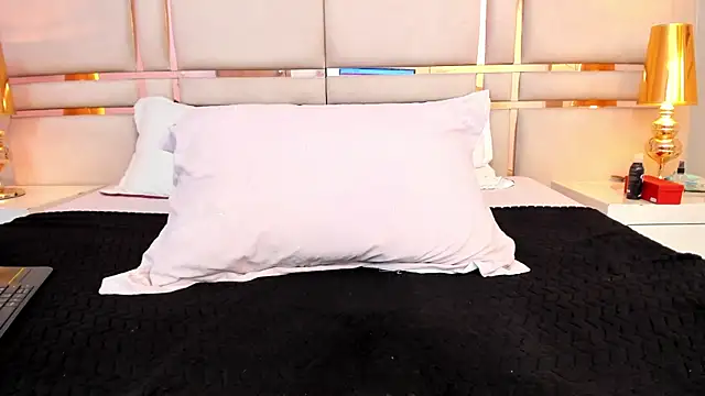 SalomeSaez online show from March 2, 2026, 7:15 am