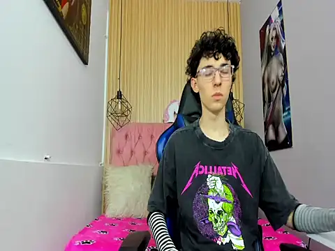 Syriussz online show from February 19, 2026, 7:22 pm