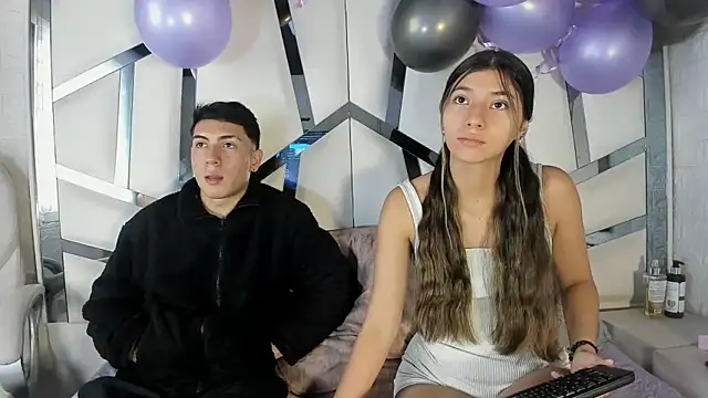 Snapshot of ScarlettAndLucas chatting on February 2, 2026, 12:59 pm ScarlettAndLucas online show from February 2, 2026, 12:59 pm