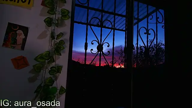 Canela Osada  online show from June 26, 2026, 10:32 am