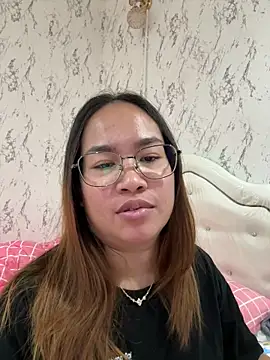 Ponthip online show from March 5, 2026, 7:21 pm