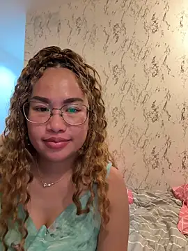 Ponthip online show from February 14, 2026, 6:30 pm