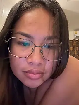 Ponthip online show from June 3, 2026, 2:33 pm