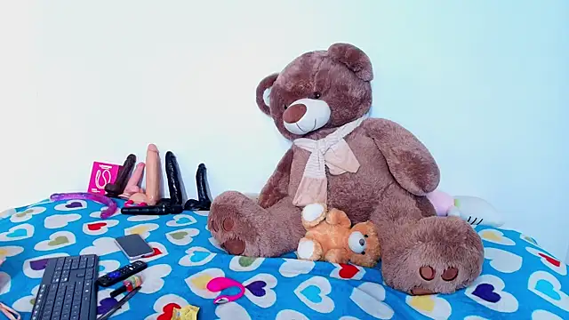 gabriela grace1 online show from April 14, 2026, 6:13 pm