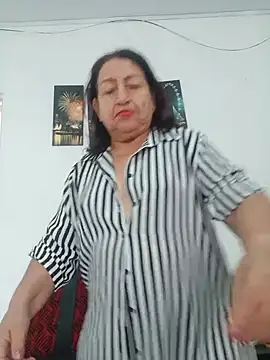 Snapshot of DaisyPassio chatting on June 19, 2026, 2:56 pm DaisyPassio online show from June 19, 2026, 2:56 pm
