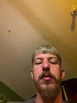 HoneybeeDiamonds online show from March 10, 2026, 5:22 am