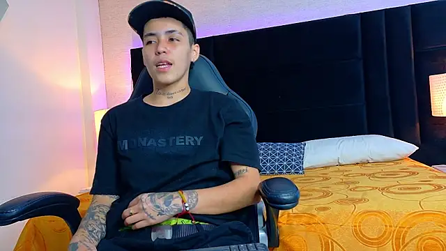 Raven Cox online show from January 10, 2026, 5:58 am