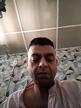 Snapshot of ashleellaunda7582 chatting on May 3, 2026, 5:23 am ashleellaunda7582 online show from May 3, 2026, 5:23 am