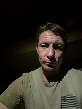 hoochiecoochie68 online show from June 20, 2026, 10:53 am