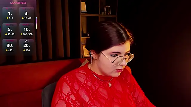 Snapshot of Siena_aa chatting on February 13, 2026, 1:55 pm Siena aa online show from February 13, 2026, 1:55 pm