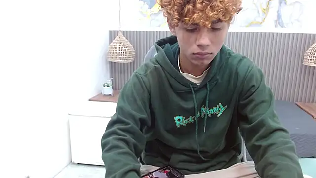 Snapshot of Anyelo_Twink chatting on February 13, 2026, 1:33 pm Anyelo Twink online show from February 13, 2026, 1:33 pm