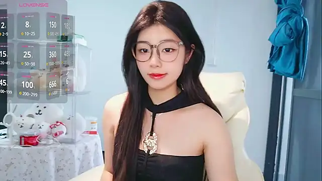 -XiaoYu-777 online show from April 14, 2026, 7:46 am