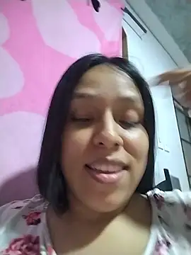 Snapshot of Aleja_1426 chatting on July 4, 2026, 11:09 pm Aleja 1426 online show from July 4, 2026, 11:09 pm