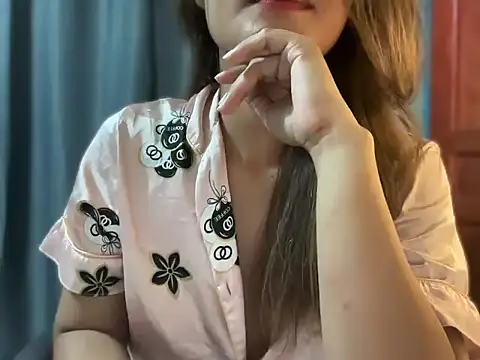 Lovely mommy online show from February 24, 2026, 9:10 am