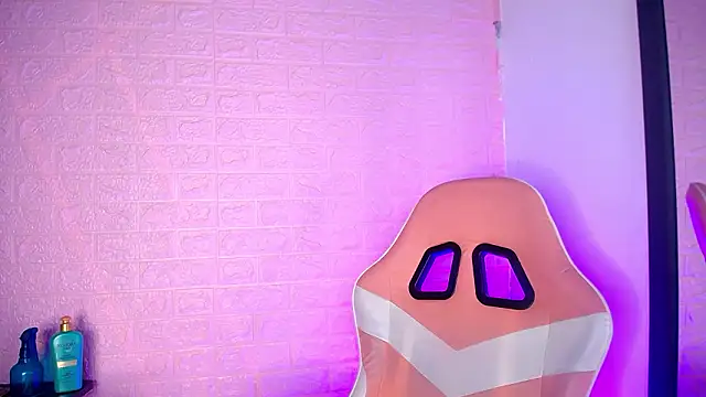 Dominic Queen1126 online show from March 14, 2026, 12:55 pm