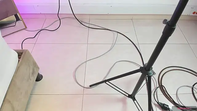 soffi joness23 online show from April 1, 2026, 7:22 pm