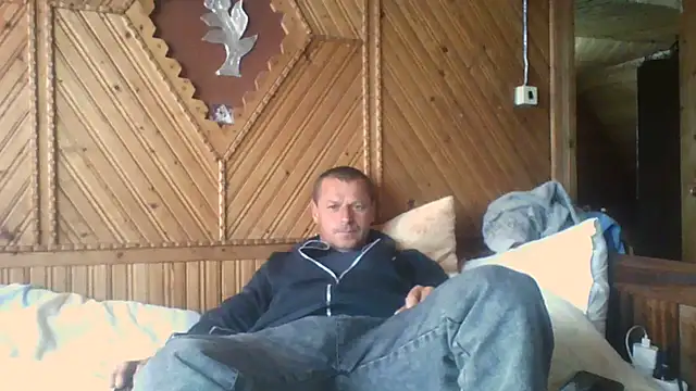 Ivan9iutt online show from July 20, 2026, 8:43 am