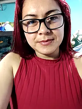 Snapshot of THALASSA_DIOSA chatting on June 5, 2026, 6:52 am THALASSA DIOSA online show from June 5, 2026, 6:52 am