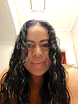 Snapshot of _Zhamira chatting on February 26, 2026, 1:55 pm Zhamira online show from February 26, 2026, 1:55 pm